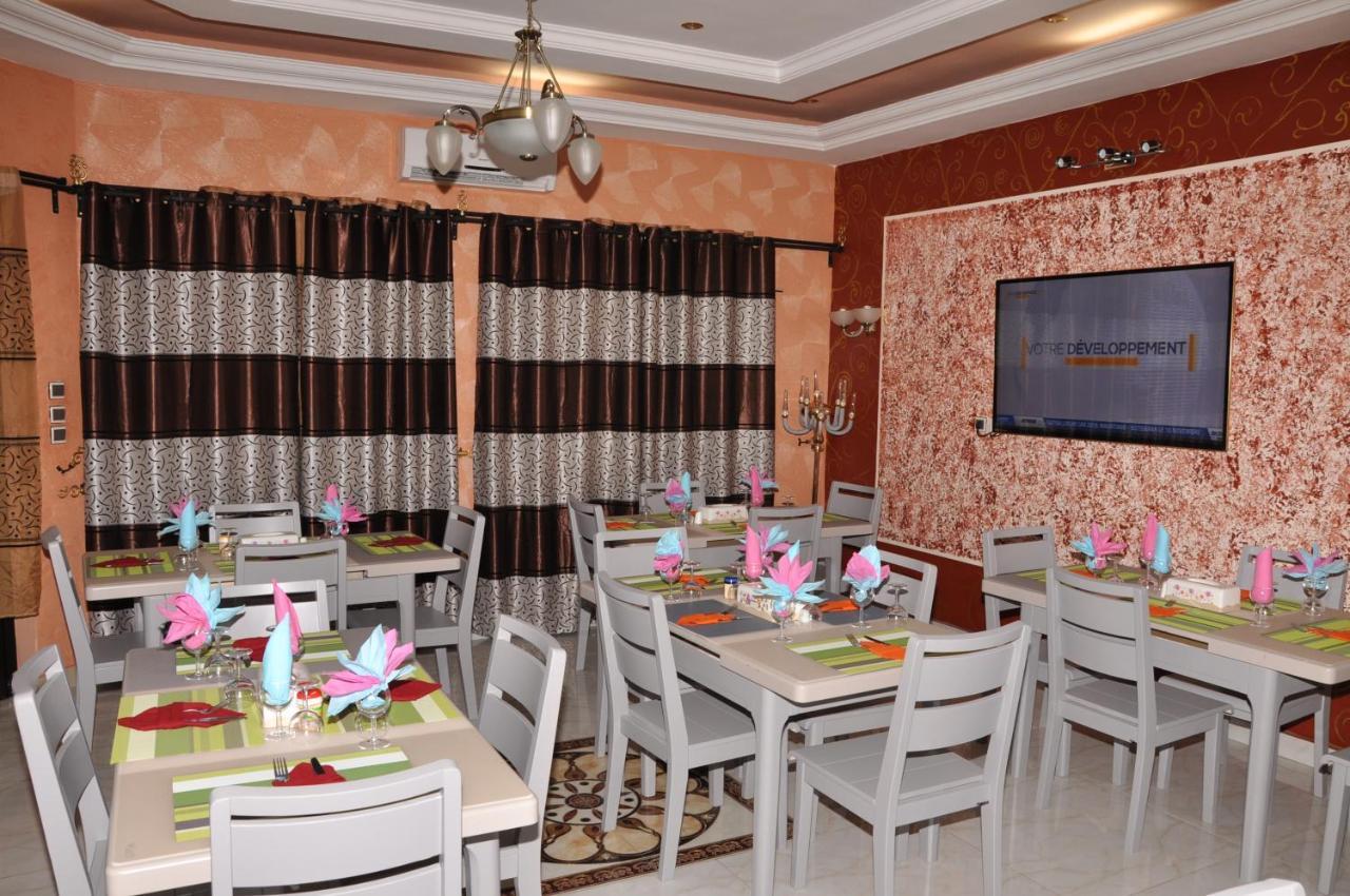 Diamond Hotel โกโตนู ภายนอก รูปภาพ